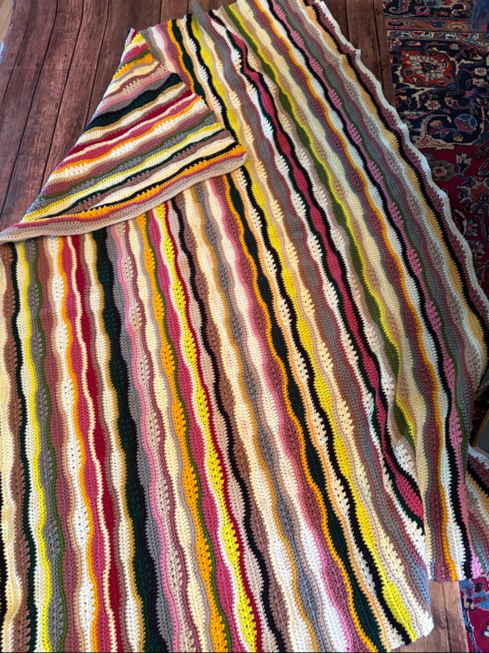 Funky Boho Wave Striped Throw Blanket Multicolor